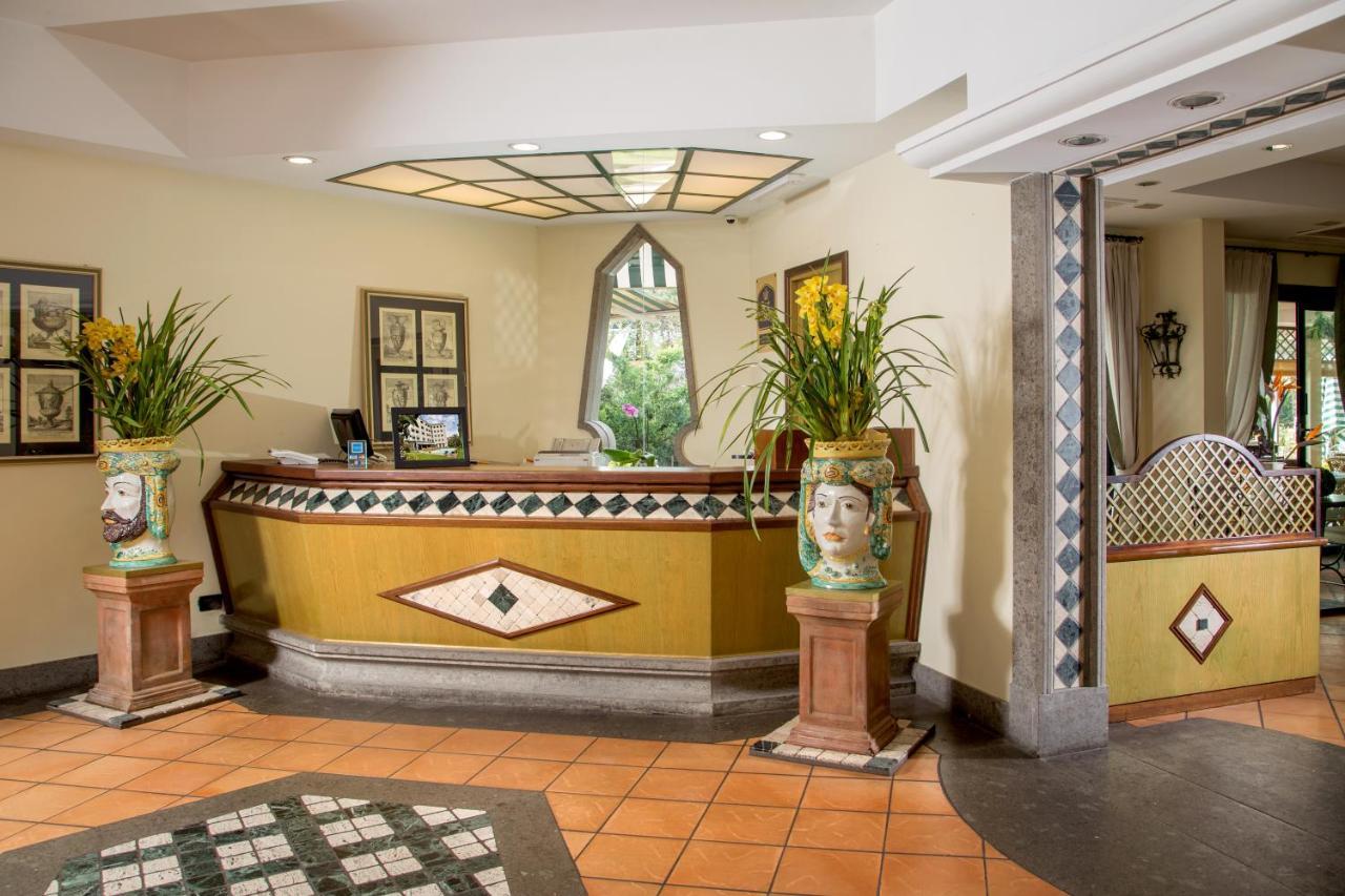 Western Park Roma Nord 4*
