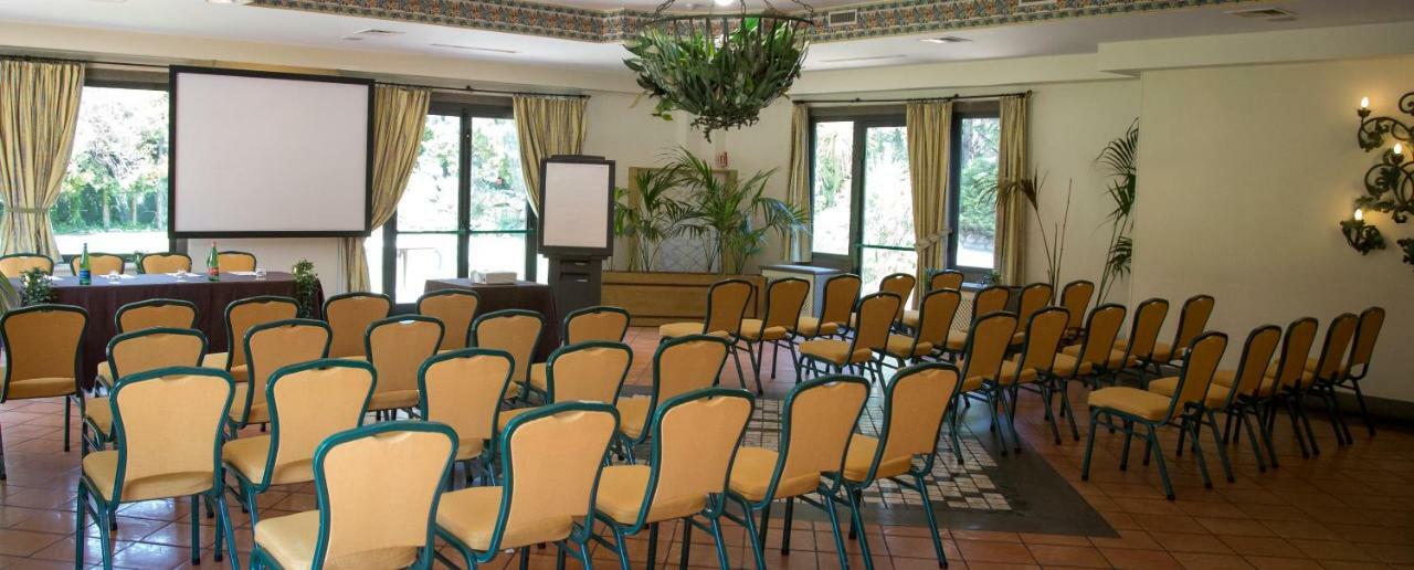 Western Park Roma Nord 4*
